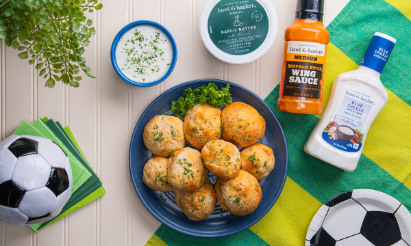 Buffalo Chicken Stuffed Garlic Knots